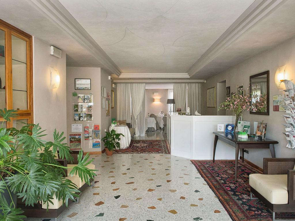 Wine Hotel San Giacomo Activity & Wellness Paderno del Grappa Екстериор снимка