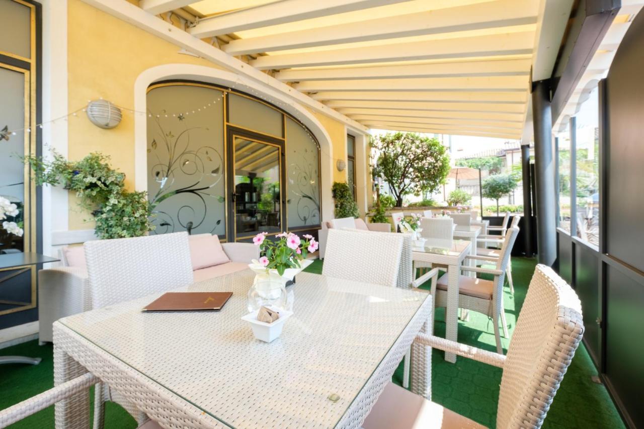 Wine Hotel San Giacomo Activity & Wellness Paderno del Grappa Екстериор снимка